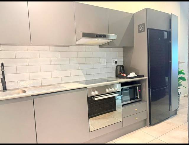 1 BEDROOM APARTMENT FOR SALE IN SANDOWN